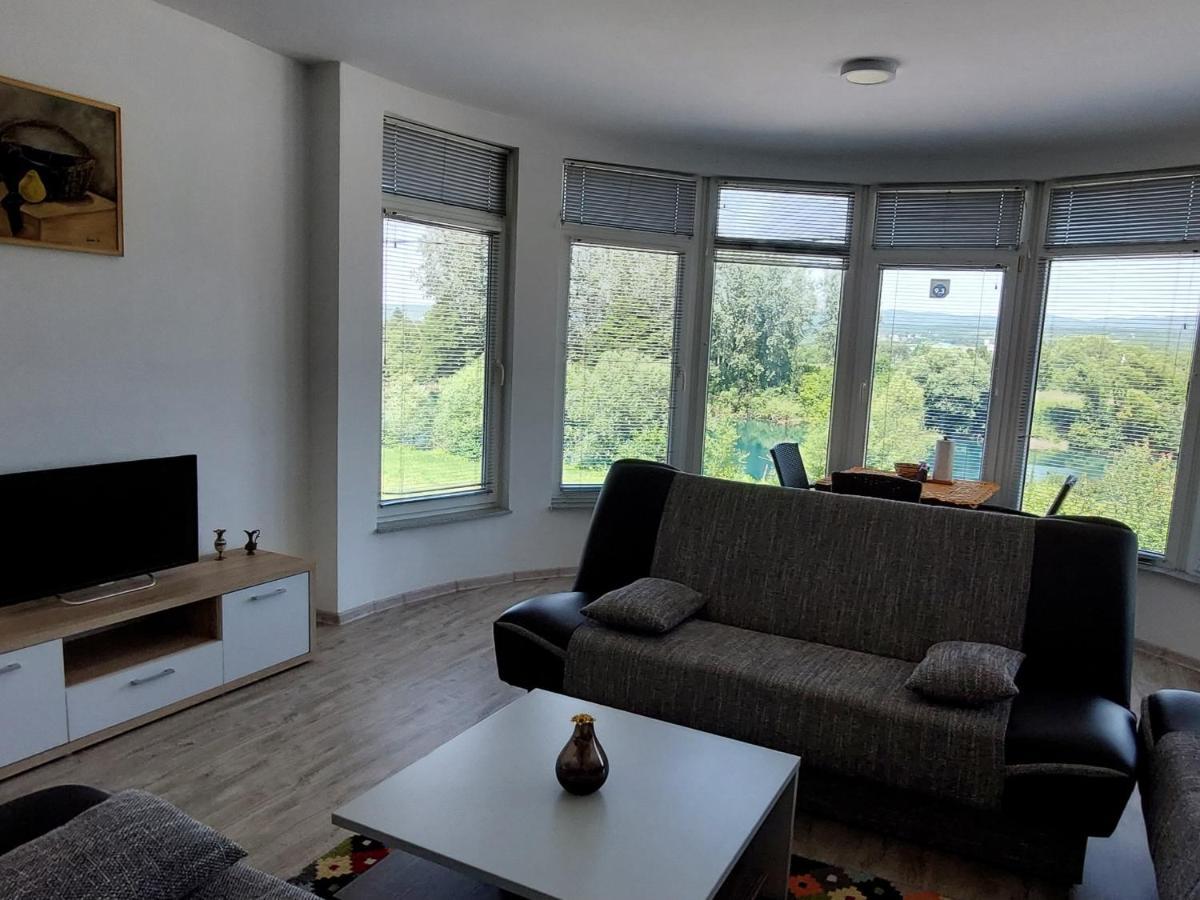 Apartments Window Bihać Екстериор снимка