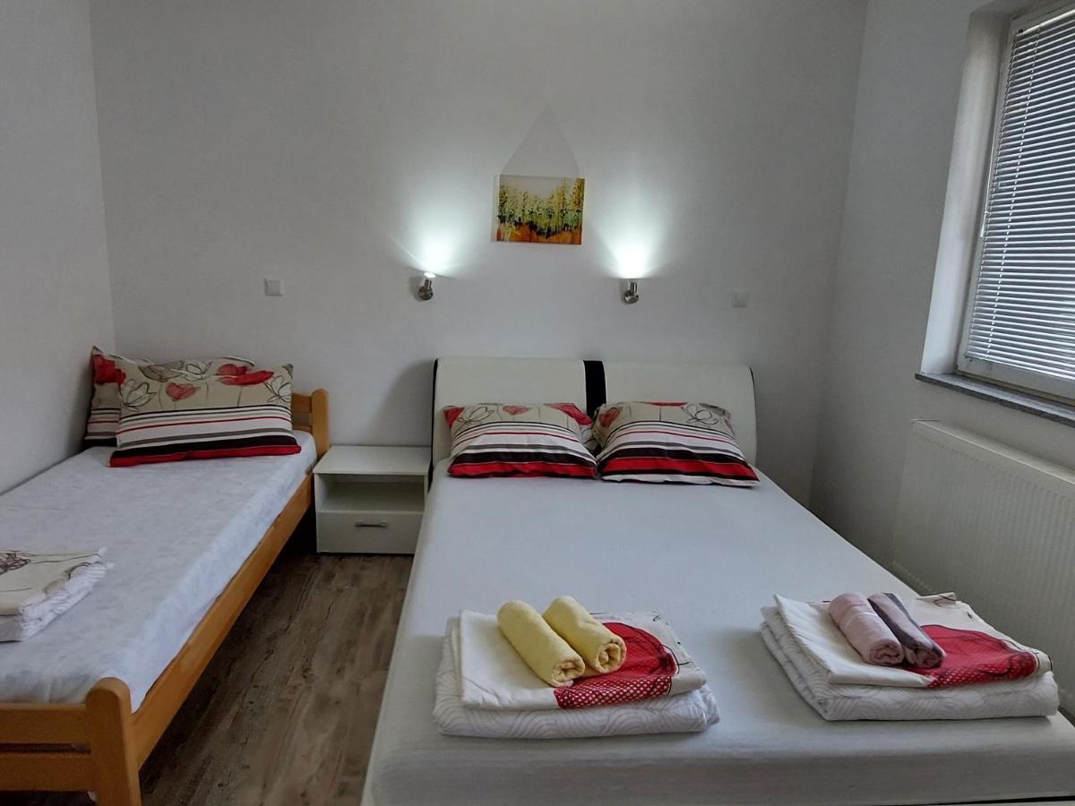 Apartments Window Bihać Екстериор снимка