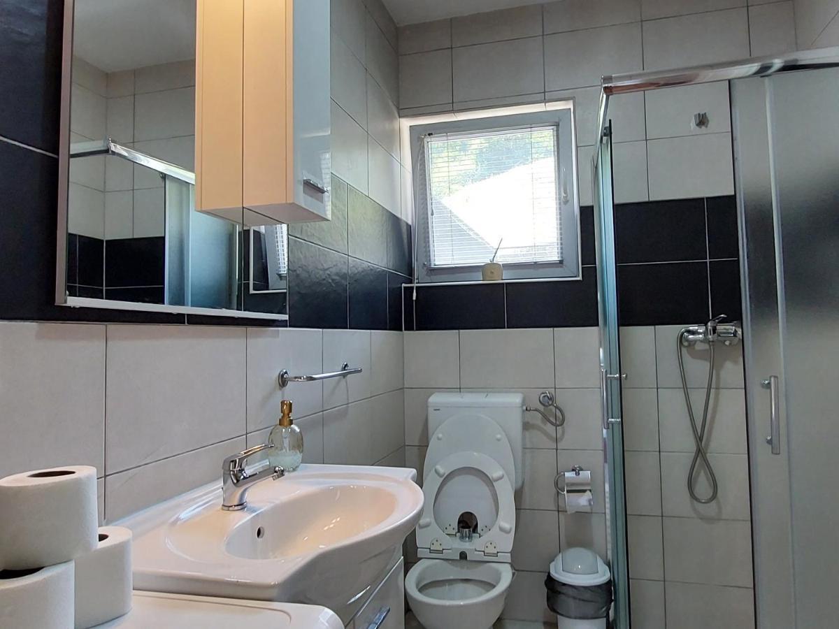 Apartments Window Bihać Екстериор снимка