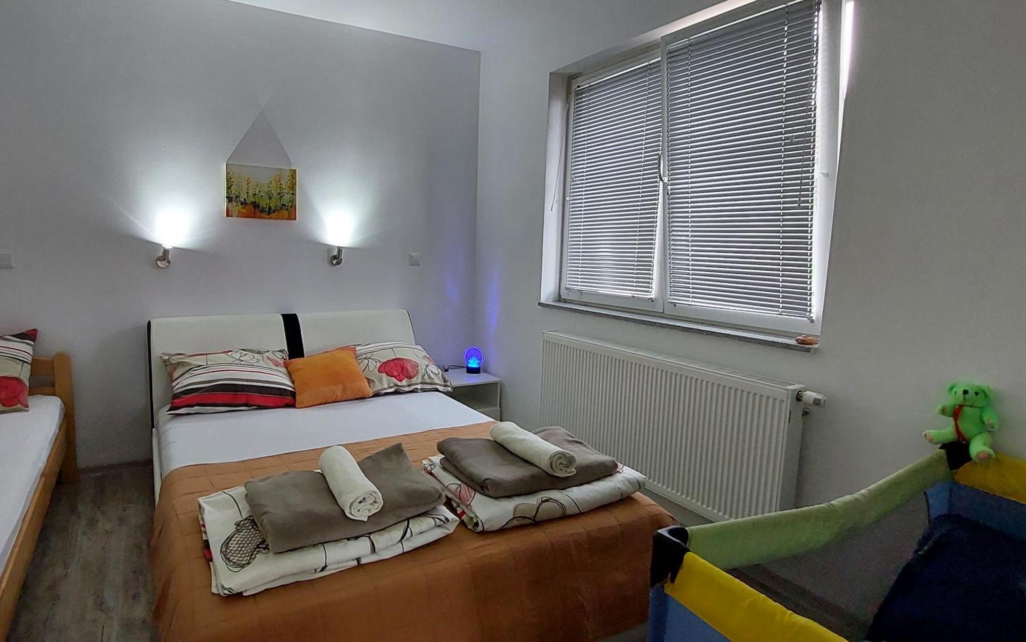 Apartments Window Bihać Екстериор снимка